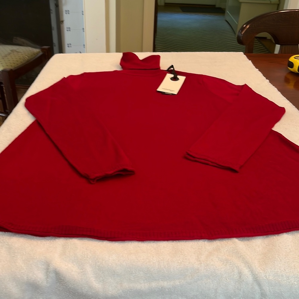 Ottod’Ame turtleneck sweater. Size10/large. NWT